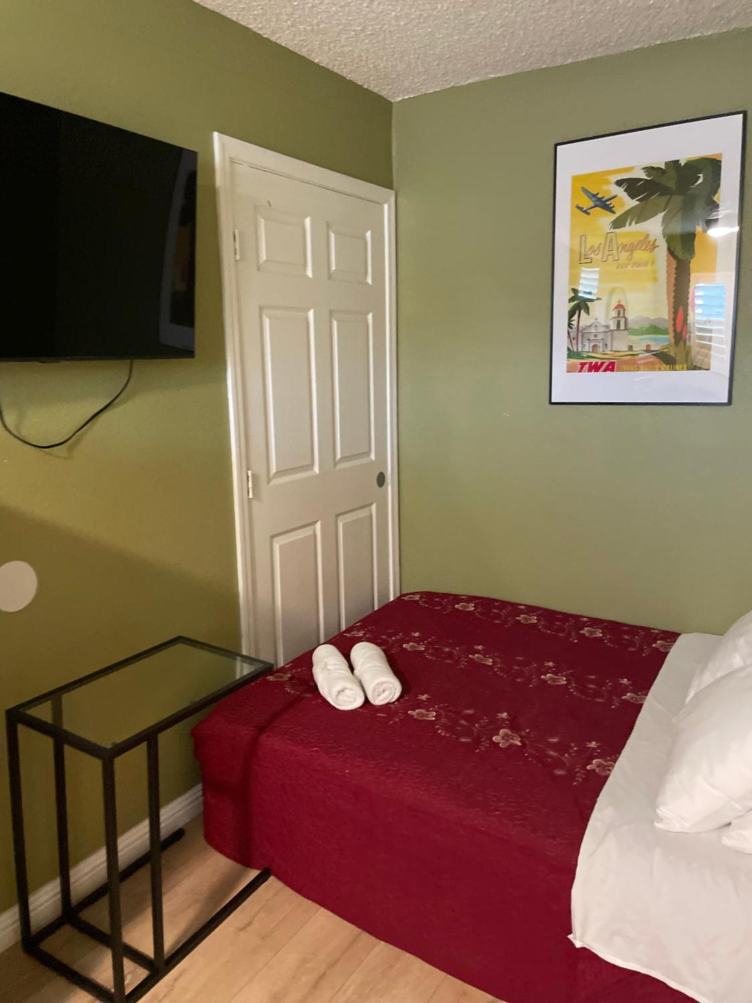 Private Room In Los Angeles With Ac, Strong Wifi, Smart Tv, Work Desk Near Sofi Stadium Екстер'єр фото