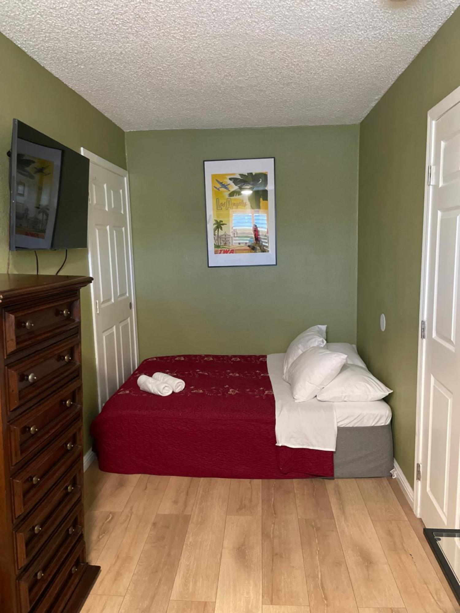 Private Room In Los Angeles With Ac, Strong Wifi, Smart Tv, Work Desk Near Sofi Stadium Екстер'єр фото
